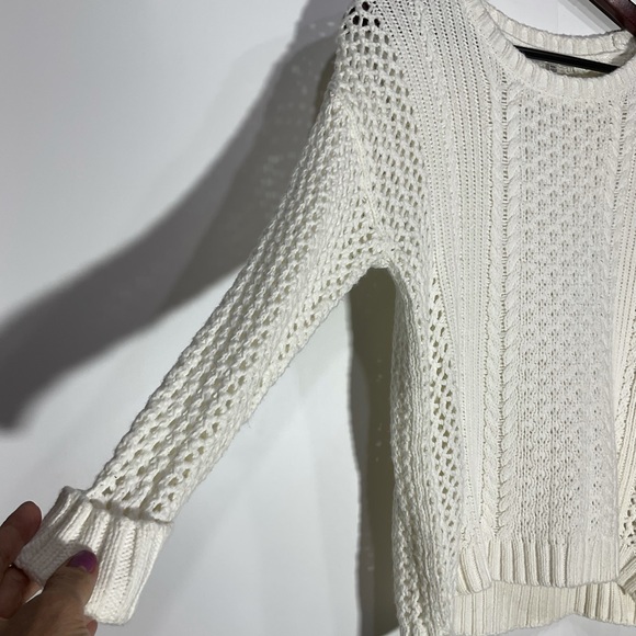 Madewell Karlie Cable Knit Sweater; perfect for fall/winter gathering. Size: XXS - Picture 5 of 15